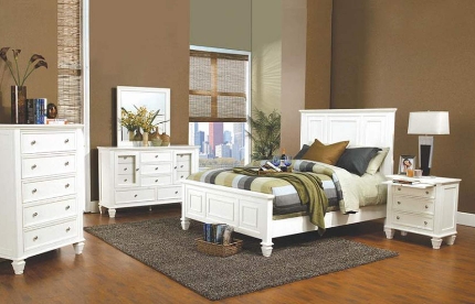 queen bed coastal