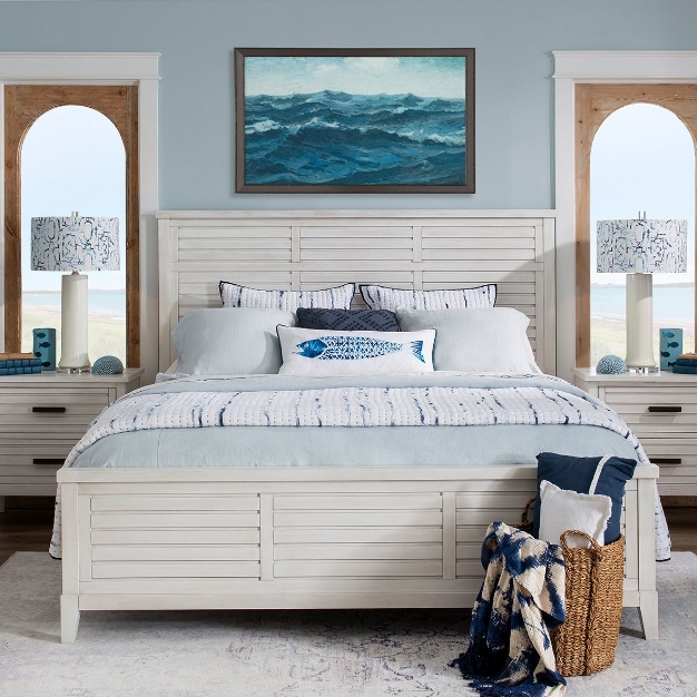 coastal queen bed