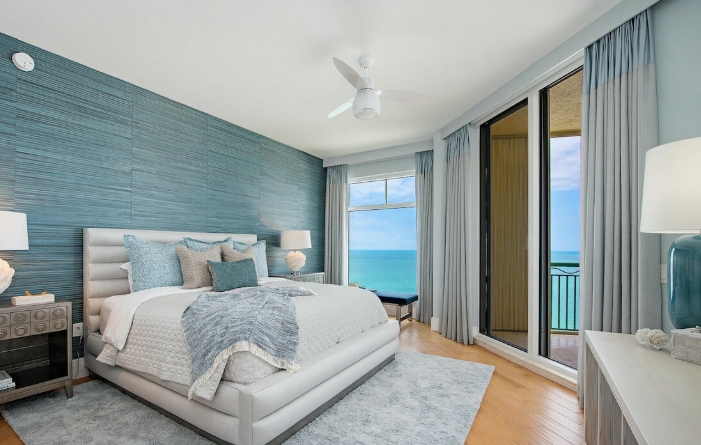 beachy blue bedroom