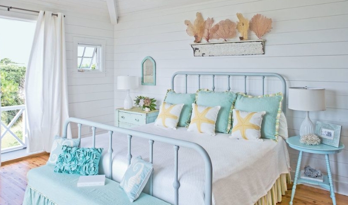 aesthetic beach bedroom ideas