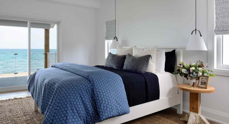 simple coastal bedroom